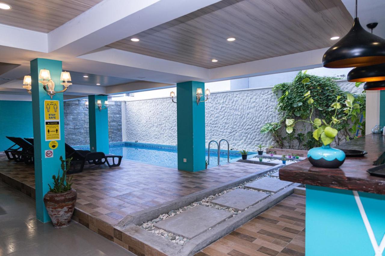 Aquzz Hotel & Spa - Maldives Maafushi Exterior photo